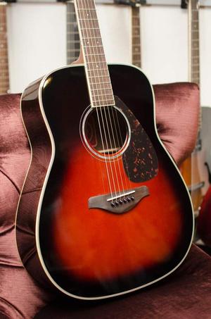 Guitarra Yamaha FG730S de VCS
