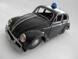 Volkswagen escarabajo 1:18 de hojalata