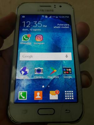 Samsung Galaxy J1 Ace con Pequeño Detall