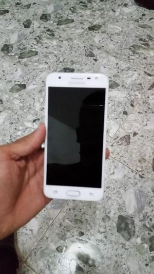 Vendo Movil J5 Prime con Caja