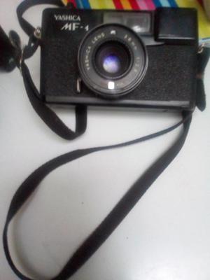 Vendo camara antigua marca Yashica Mf1