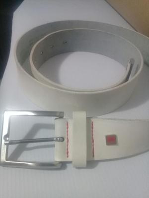 Vendo Cinturon Hugo Boss Original