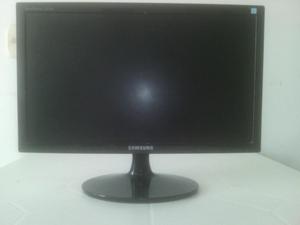 Vendo monitor samsung SyncMasterSA300