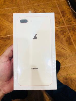 iPhone 8 Plus