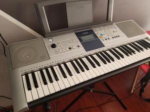 ORGANETA YAMAHA Psre323