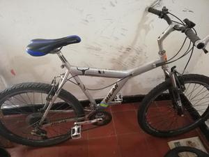 Vendo Bicicleta Todo Terreno de 6 Cambio