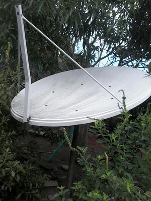 Antena Satelital