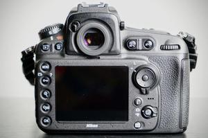 nueva cámara digital nikon D800