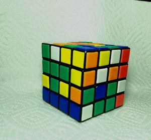 Cubo Rubik 4x4