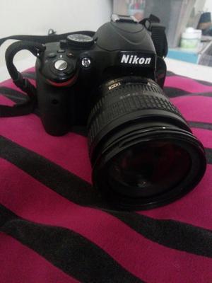 Vendo Nikon D con 2 Lentes