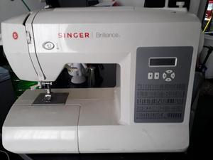 Maquina de coser automtica