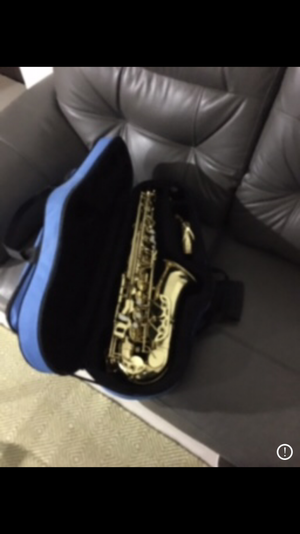 Saxofon Nuevo