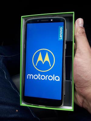 Motorola Moto G6 Play con Caja Huella