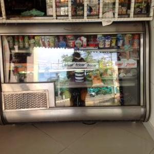 refrigerador de vitrina horizontal 3 puertas