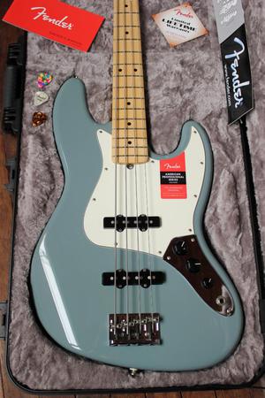 Fender American Professional Jazz Bass, made in USA ,