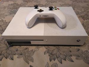 Vendo Xbox One S