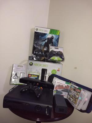 Xbox Elite 120 gb con Kinect Y Accesorios