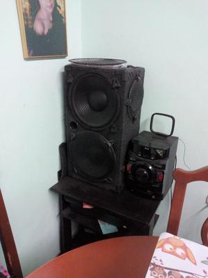 Cabina Doble con Medios Sound Barrier