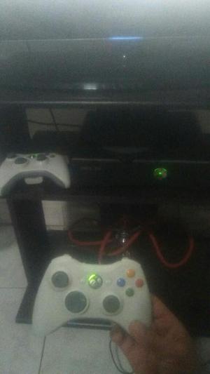 Vendo Xbox 360 Super Slim