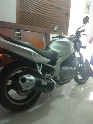 Moto Suzuki Gs  Perfecta