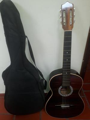 Vendo Guitarra Nueva con Su Forro