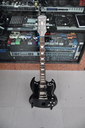 Guitarra Guitarra Eléctrica Epiphone G400 Pro