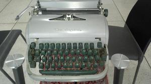Vendo Máquina de Escribir Remington Rand