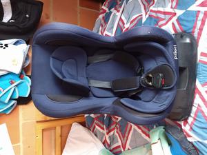 silla de seguridad vehicular para bebé en muy buen estado