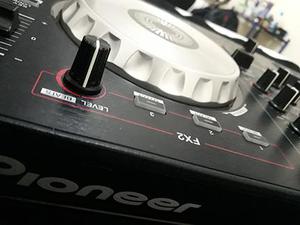 CONTROLADOR DJ CONSOLA PIONEER DDJ SB