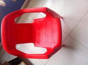 GANGA VENTA DE GARAJE silla infantil rimax color roja en