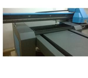 maquina impresora sobre rigidos