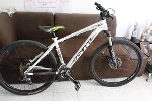 Excelente bicicleta mtb