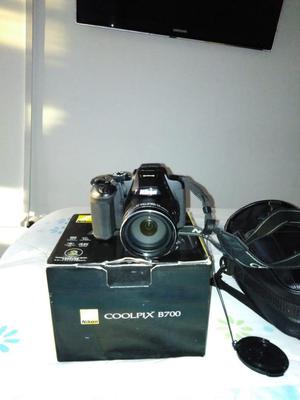 Cámara semi profesional Nikon Collpix B700 como nueva 9/10