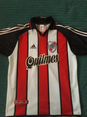 River Plate camiseta modelo 