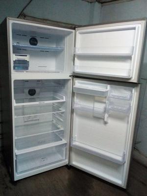 Samsung Frigidaire Modelo Rt53ksl casi nuevo