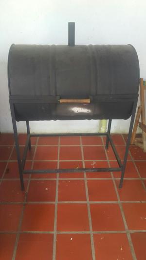 Vendo Asador por Motivo de Viaje