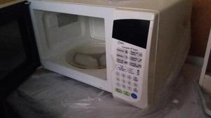 Horno microndas LG modelo MS74ML