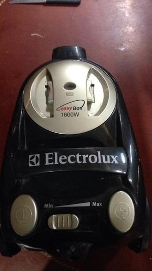 Vendo Aspiradora Electrolus