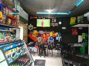 Bar,estanteria Mesas,tv,rockola