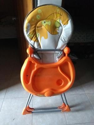 Vendo Comedor Y Pupitre para Niño