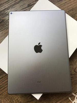 Apple ipad pro 1st gen. 128 gb, wifi, 12.9 in espacio gris