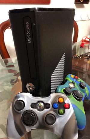 Xbox 360 Nuevo Dos Controles