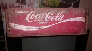 Antigua Canasta de Cocacola en Madera