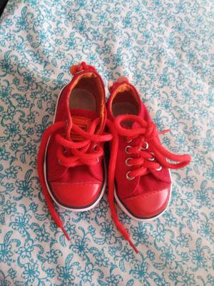Vendo Zapatos Talla 18 Rojos de Segunda