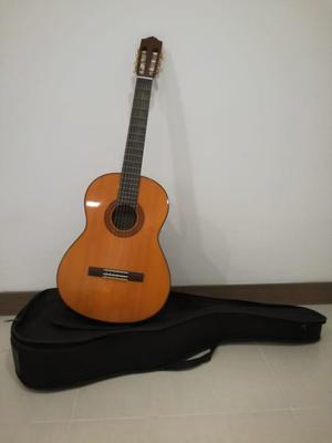 Guitarra Yamaha C70 Acústica