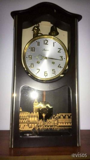 Reloj Jawaco de Pared Antiguo.