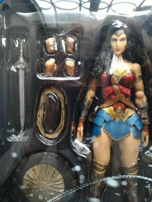 Wonder Woman Playarts Original