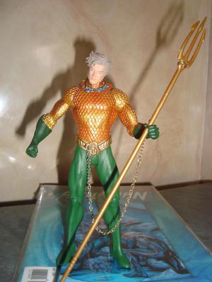 Aquaman figura original the new 52