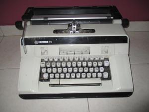 Maquina de escribir manual antigua Hermes 44