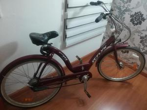 Bicicleta STYLYX PPS COMO NUEVA, COLOR ESCARLATA, FRENOS DE